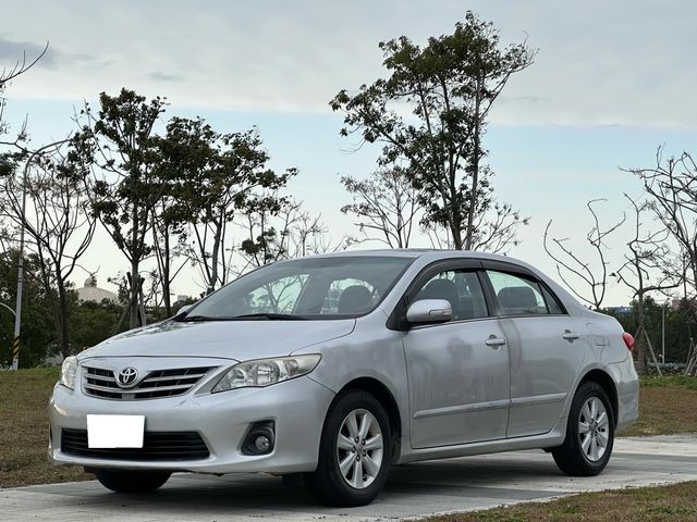 TOYOTA豐田 ALTIS  第1張相片
