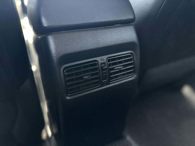 NISSAN日產 TIIDA  第17張相片