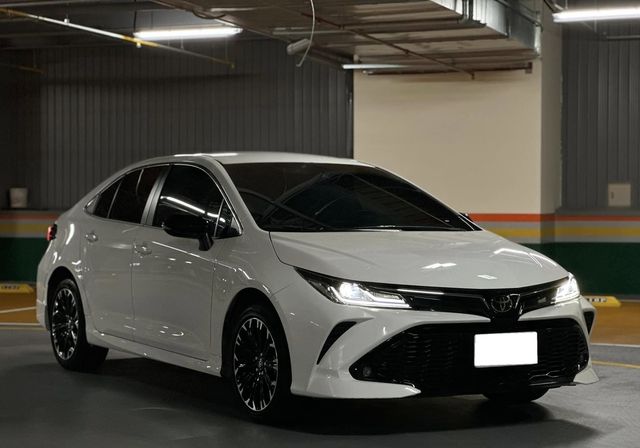 TOYOTA豐田 ALTIS  第1張相片