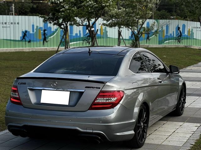 M-BENZ賓士 C250 COUPE  第2張相片