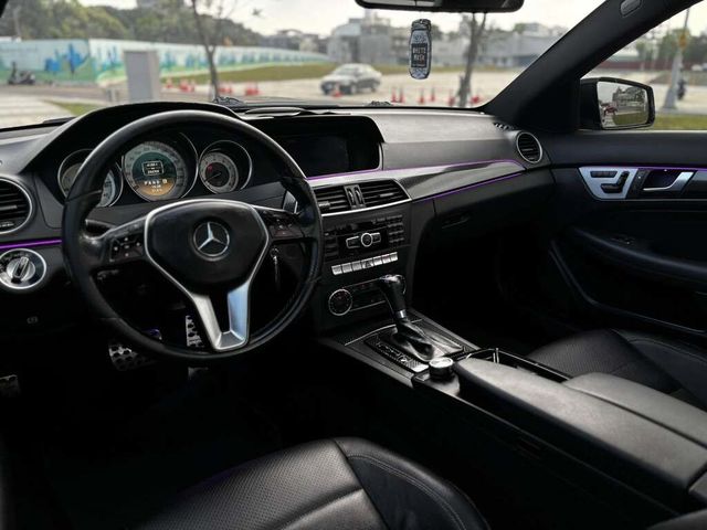 M-BENZ賓士 C250 COUPE  第9張相片