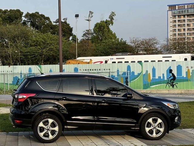 FORD福特 KUGA  第3張相片