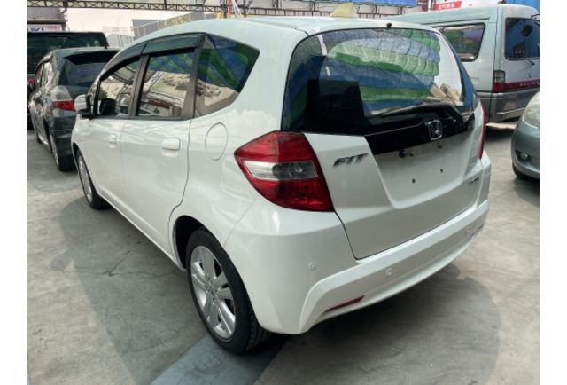 【尚品汽車】實車/實價/里程保證 可全貸 分期24~60其 爭取銀行最低利率  第4張相片