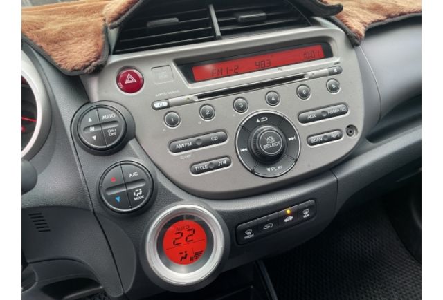 【尚品汽車】實車/實價/里程保證 可全貸 分期24~60其 爭取銀行最低利率  第10張相片