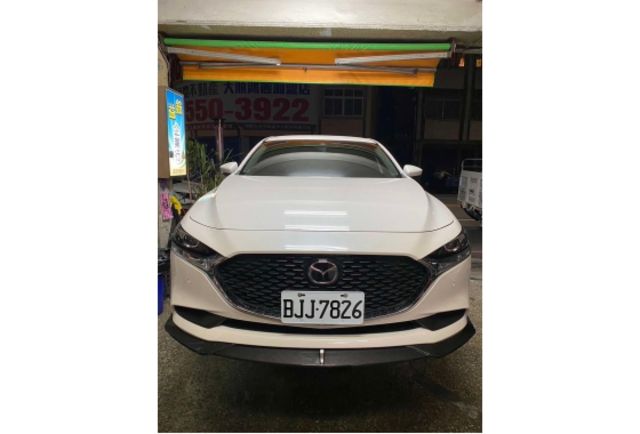 Mazda MAZDA3  第1張相片