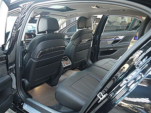 品味BMW 740Li帶來的德系精緻與豪華新車580萬現在不用1/4即可擁有  第11張相片