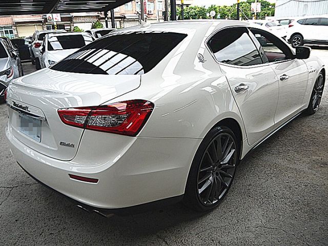 Maserati Ghibli S Q4 只跑7萬 知道的就懂  第5張相片