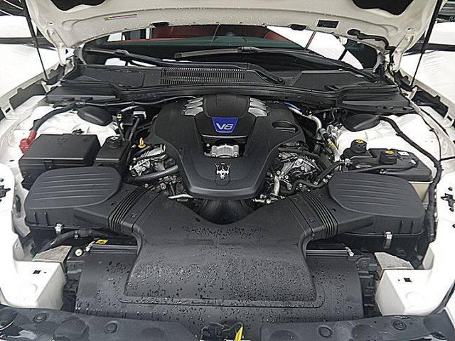 Maserati Ghibli S Q4 只跑7萬 知道的就懂  第7張相片