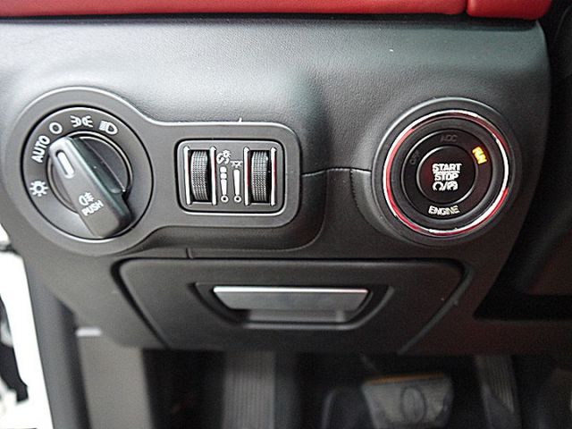 Maserati Ghibli S Q4 只跑7萬 知道的就懂  第15張相片