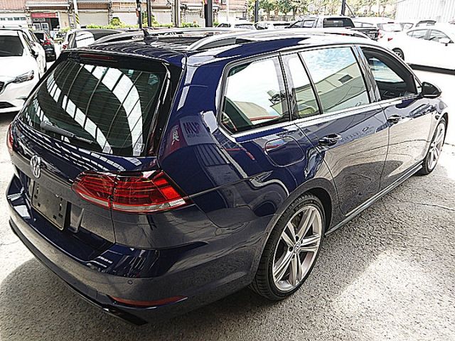 福斯7.5代Golf Variant/280 TSI R-Line想要大空間又會跑的雅痞們千萬別錯過  第6張相片
