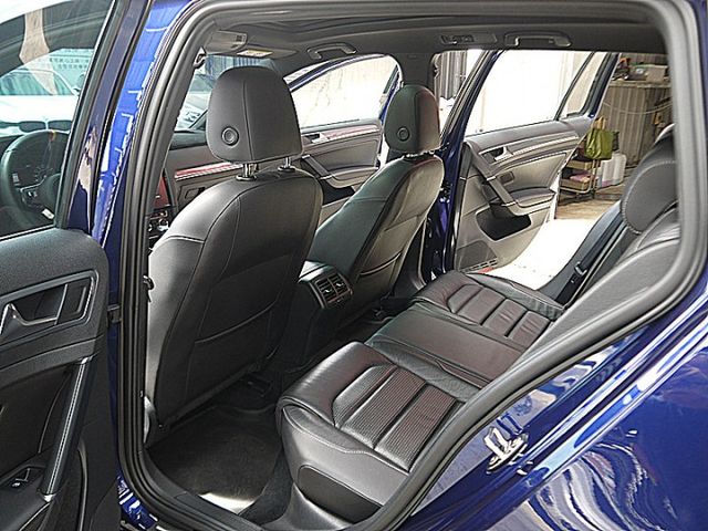 福斯7.5代Golf Variant/280 TSI R-Line想要大空間又會跑的雅痞們千萬別錯過  第10張相片