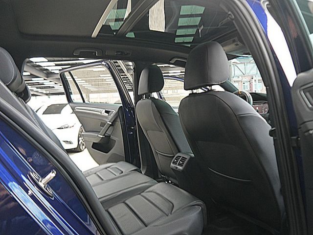 福斯7.5代Golf Variant/280 TSI R-Line想要大空間又會跑的雅痞們千萬別錯過  第13張相片