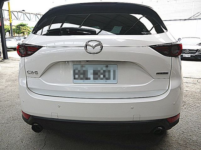 小改款 CX-5魂動系BOES旗艦版有BOES音響LED頭燈.盲點電動尾門感受日本美學和職人匠造車工藝  第4張相片