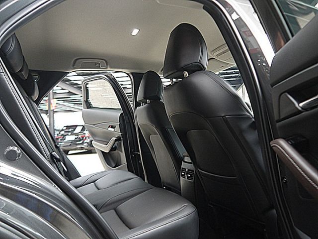全新進化CX-30旗艦進化型有BOES音響全速域ACC跟車電子煞車電動尾門才跑2萬  第13張相片
