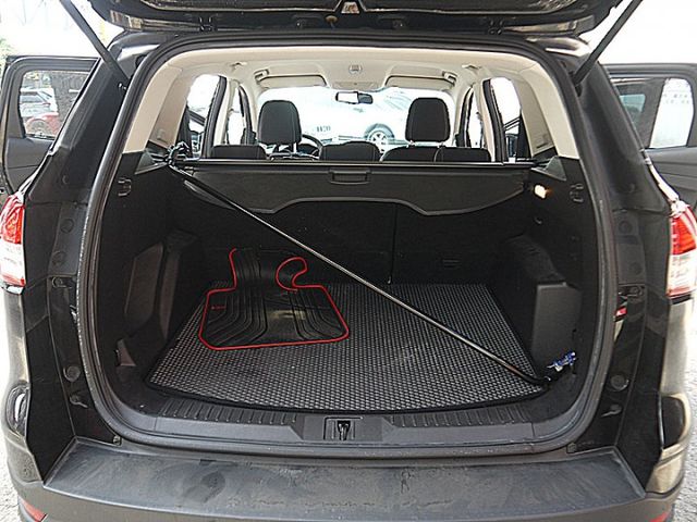 Ford Kuga1.6T雅緻型有渦渦最划算休旅才跑10萬  第8張相片