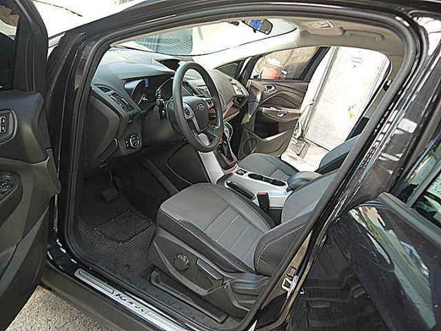 Ford Kuga1.6T雅緻型有渦渦最划算休旅才跑10萬  第9張相片
