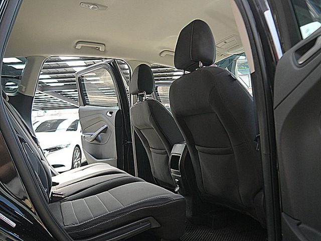 Ford Kuga1.6T雅緻型有渦渦最划算休旅才跑10萬  第12張相片