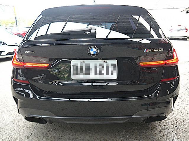 小改款 340i M Touring  文武雙全宜家宜室想放縱一下也是武力值高強  第4張相片