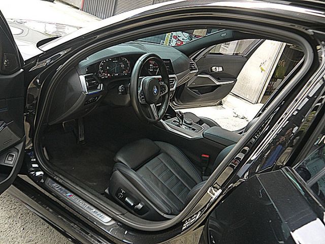 小改款 340i M Touring  文武雙全宜家宜室想放縱一下也是武力值高強  第9張相片