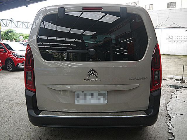Berlingo/Feel長軸版法式布丁狗登台快來感受不同法式造車浪漫  第4張相片