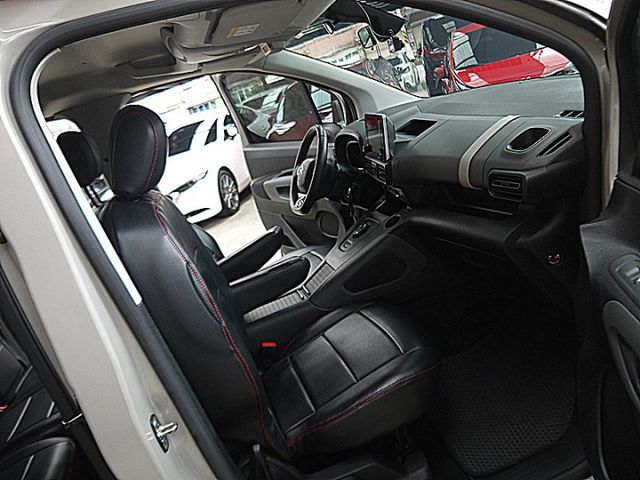Berlingo/Feel長軸版法式布丁狗登台快來感受不同法式造車浪漫  第9張相片
