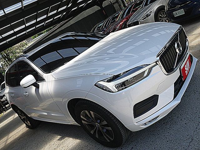 小改Volvo XC60 B4 Momentum Plus 油電標配抬顯全景天窗H/K音響內建導航  第6張相片