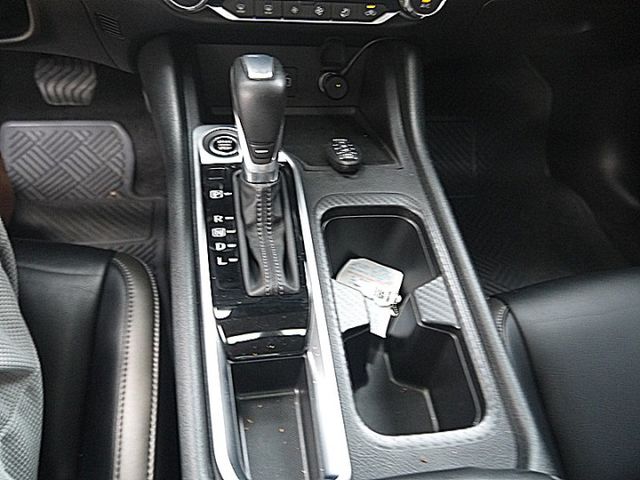 Nissan 新款 Sentra 尊爵智駕版特殊雙色給想與眾的您  第17張相片