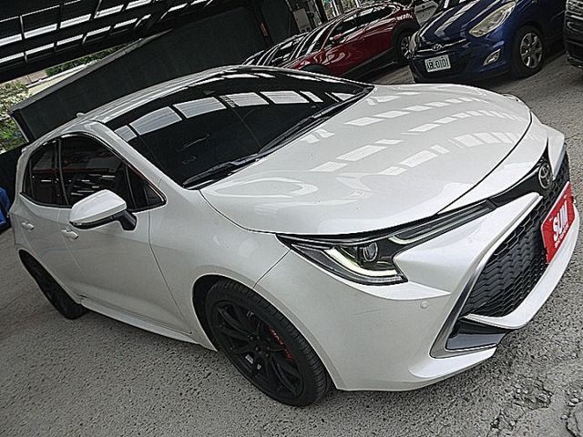 Auris 2.0 旗艦版搶手白  第6張相片