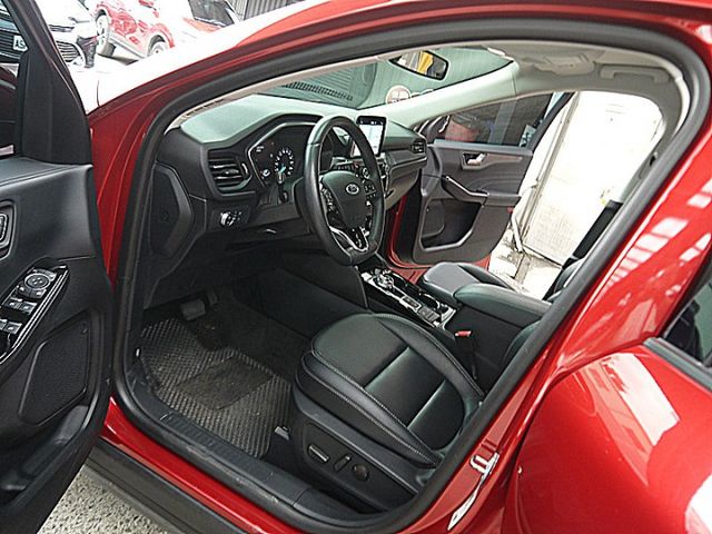 KUGA  第9張相片