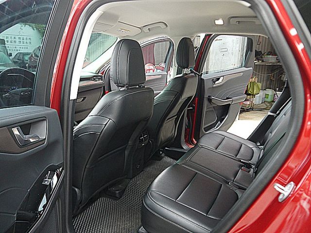 KUGA  第10張相片