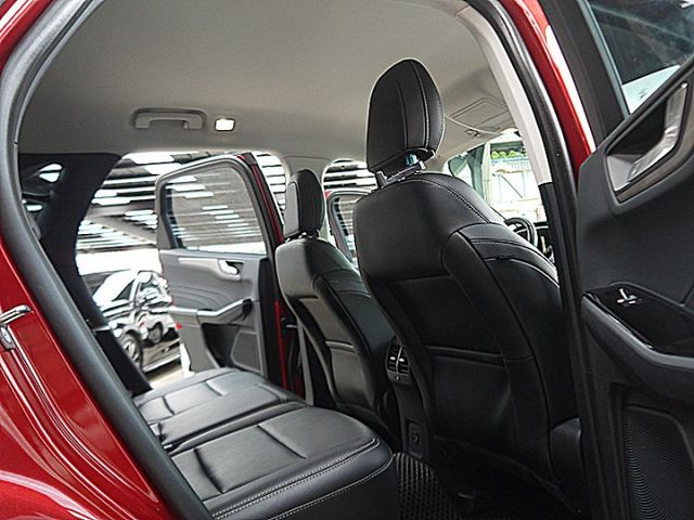 KUGA  第12張相片