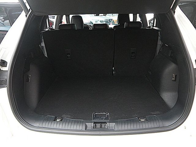大改款Kuga250 AWD ST-Line新車120萬有加裝電子前後行車紀錄器  第7張相片