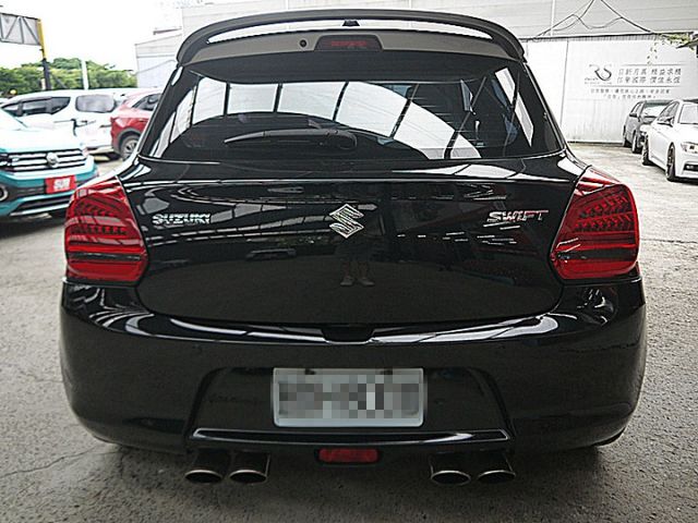 小改款 Swift 升級1.0T渦輪改鋁圈卡鉗雙排管更具暴力感  第5張相片