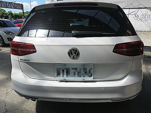 福斯Passat Variant/330 TSI Comfortline想要大空間又與眾不同的雅士們千萬別錯過  第4張相片