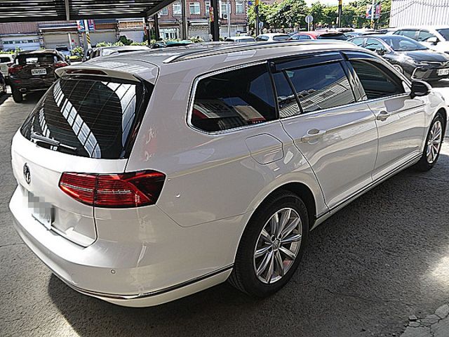 福斯Passat Variant/330 TSI Comfortline想要大空間又與眾不同的雅士們千萬別錯過  第5張相片