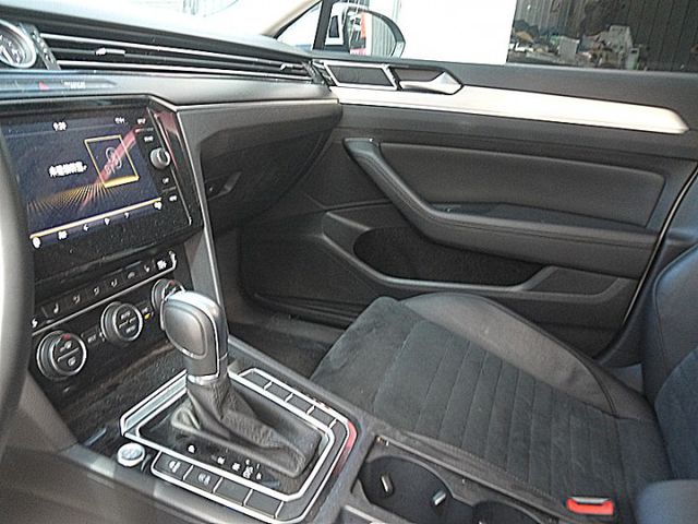 福斯Passat Variant/330 TSI Comfortline想要大空間又與眾不同的雅士們千萬別錯過  第19張相片