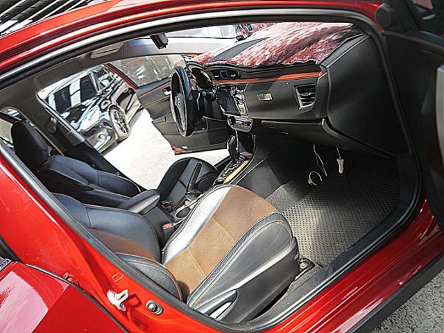 X版烈焰紅運動外觀感受不同外觀的神車  第10張相片