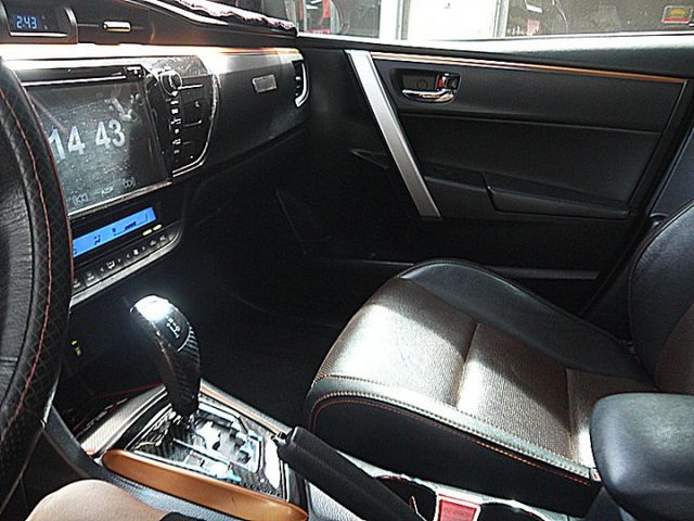 X版烈焰紅運動外觀感受不同外觀的神車  第19張相片