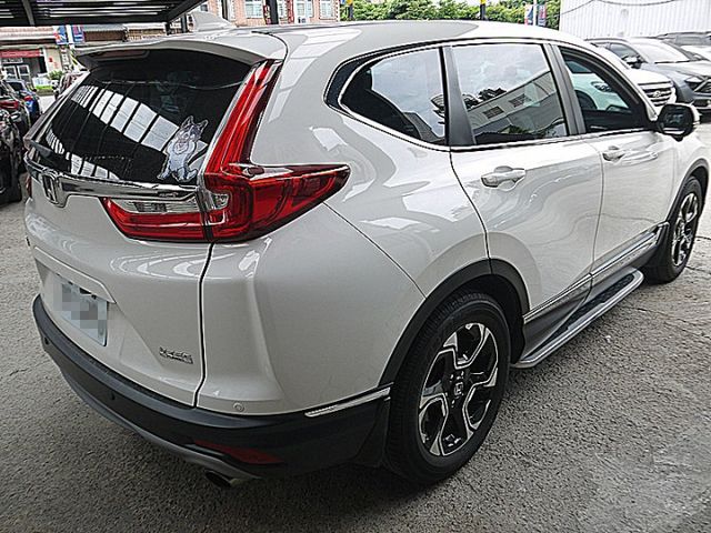 S版有全景天窗前車主有加裝盲點  第5張相片