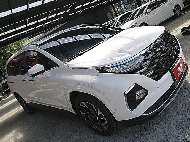 現代7人MPV款Custin GLT-B版最高規才跑1千就是新車  第6張相片