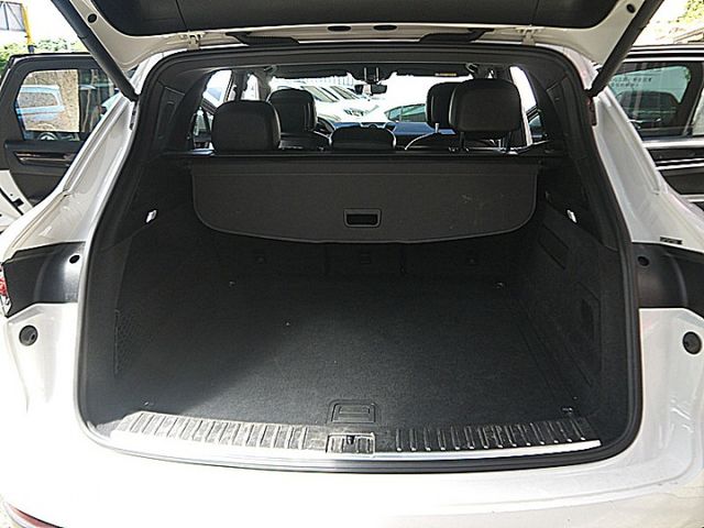 CAYENNE  第7張相片