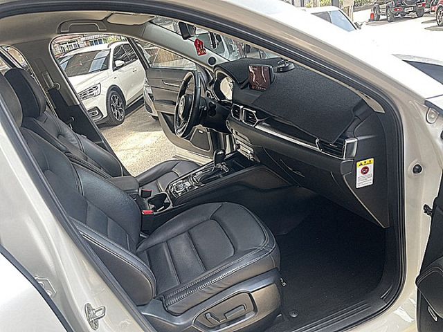 小改款 CX-5魂動系BOES旗艦版有抬顯.跟車自適應LED頭燈.盲點電動尾門  第11張相片