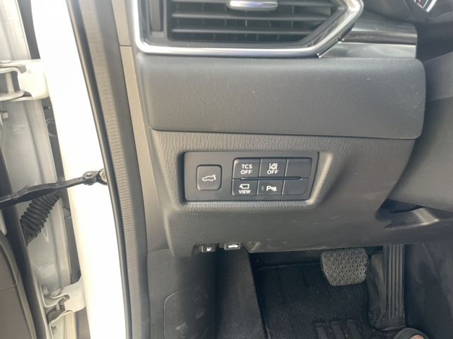 小改款 CX-5魂動系BOES旗艦版有抬顯.跟車自適應LED頭燈.盲點電動尾門  第14張相片