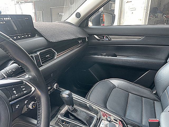 小改款 CX-5魂動系BOES旗艦版有抬顯.跟車自適應LED頭燈.盲點電動尾門  第18張相片