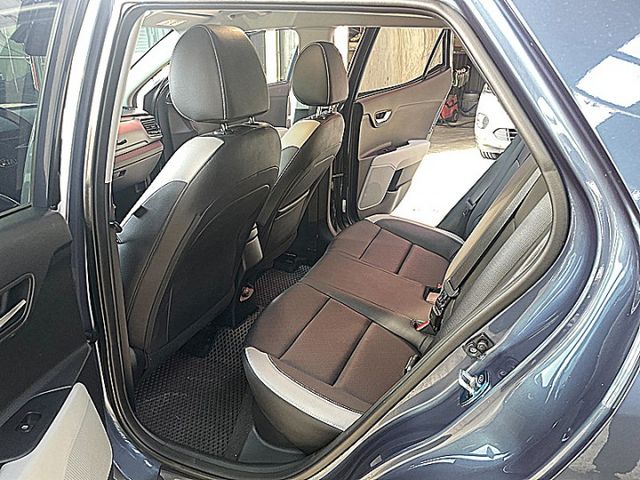 1.0T渦輪時尚版  第9張相片