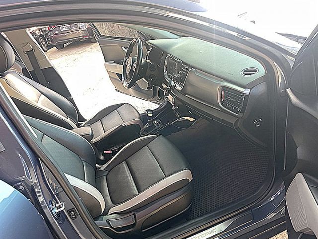 1.0T渦輪時尚版  第10張相片