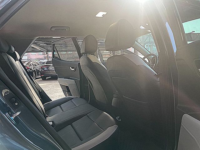 1.0T渦輪時尚版  第11張相片