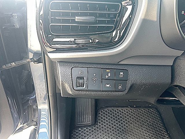 1.0T渦輪時尚版  第13張相片