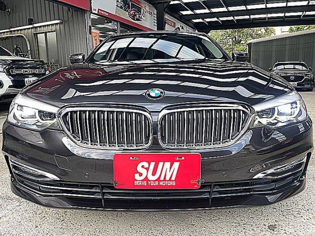 新世代G30系 BMW 520I  Luxury 德系精緻與豪華現在輕鬆享受現在只要7X萬入手  第2張相片