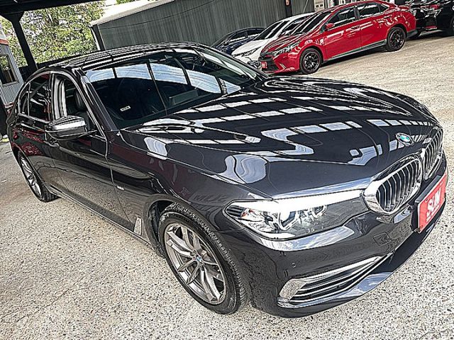 新世代G30系 BMW 520I  Luxury 德系精緻與豪華現在輕鬆享受現在只要7X萬入手  第6張相片